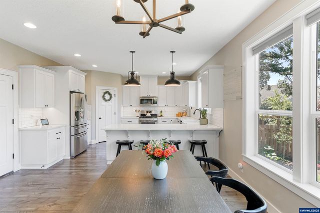 2540 Dragonfly Ct SE, Salem, OR 97306