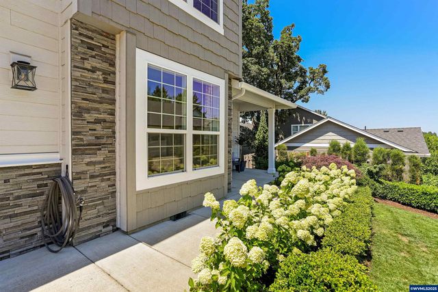 2540 Dragonfly Ct SE, Salem, OR 97306