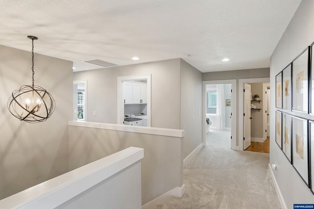 2540 Dragonfly Ct SE, Salem, OR 97306