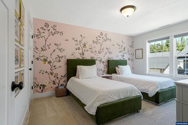 2540 Dragonfly Ct SE, Salem, OR 97306