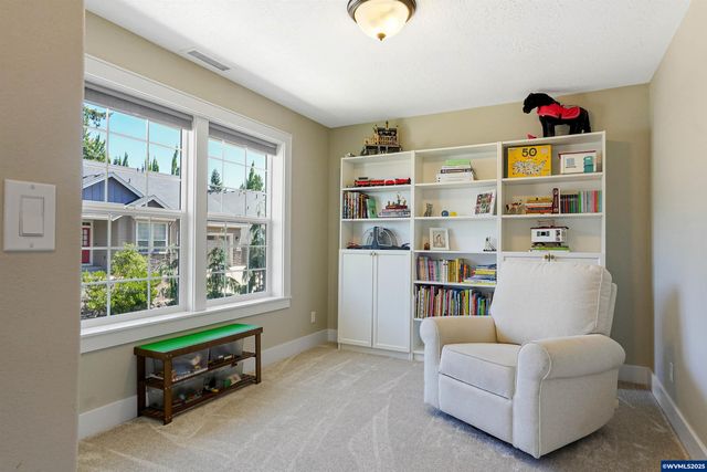 2540 Dragonfly Ct SE, Salem, OR 97306