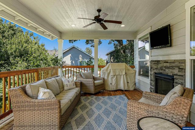 2540 Dragonfly Ct SE, Salem, OR 97306