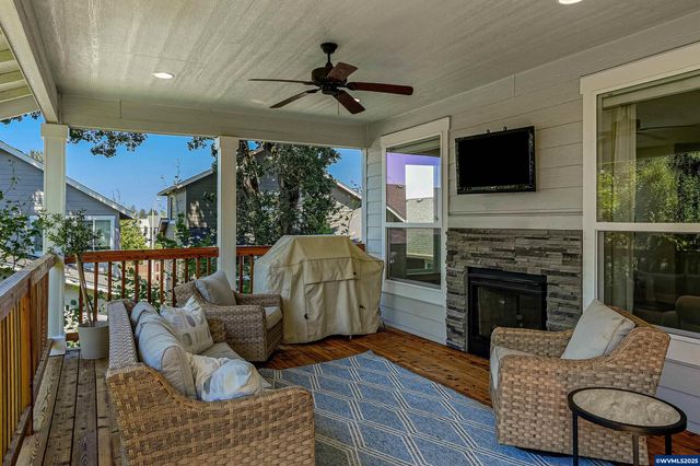 2540 Dragonfly Ct SE, Salem, OR 97306