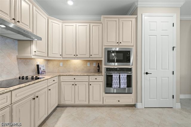 12792 Kinross LN, Naples, FL 34120