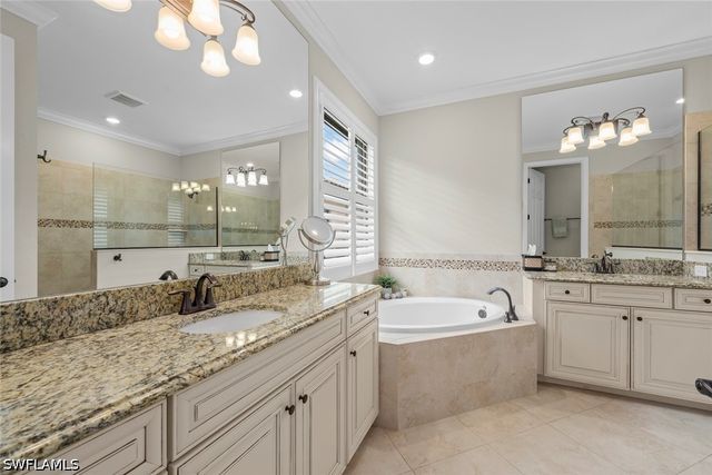 12792 Kinross LN, Naples, FL 34120