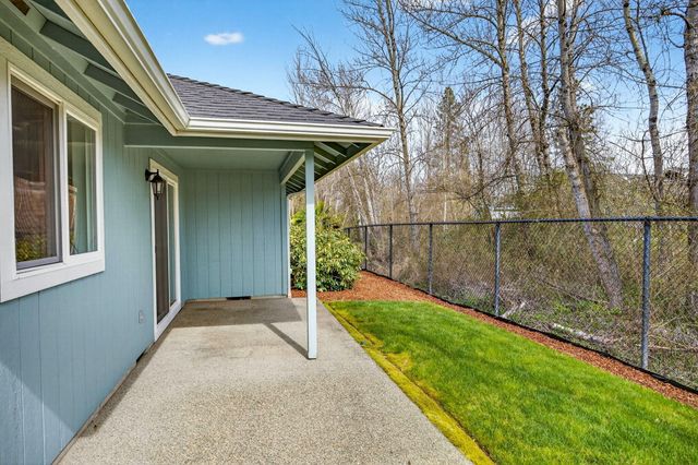 1521 SW Kokanee Lane, Grants Pass, OR 97527