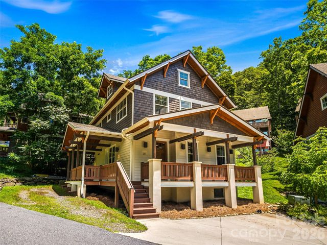 25 Shady Park Lane, Asheville, NC 28804