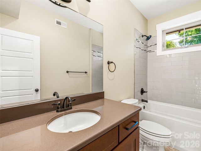 25 Shady Park Lane, Asheville, NC 28804