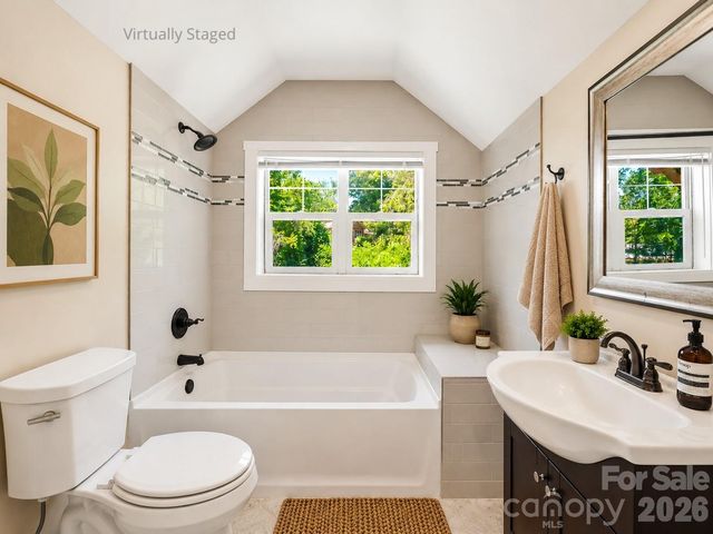 25 Shady Park Lane, Asheville, NC 28804