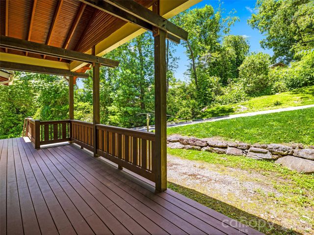 25 Shady Park Lane, Asheville, NC 28804
