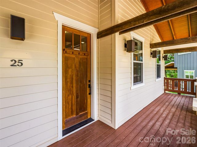 25 Shady Park Lane, Asheville, NC 28804