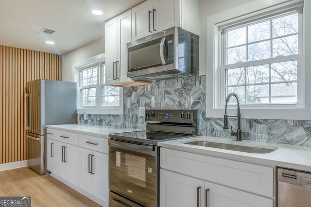 37 Coweta Street, Senoia, GA 30276