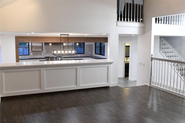 1406 Crystal Hills Drive, Houston, TX 77077