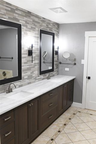 1406 Crystal Hills Drive, Houston, TX 77077