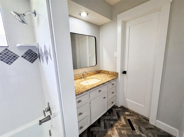 1406 Crystal Hills Drive, Houston, TX 77077