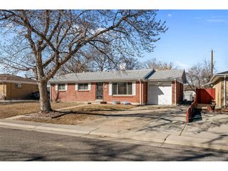 3219 Uvalda St, Aurora, CO 80011