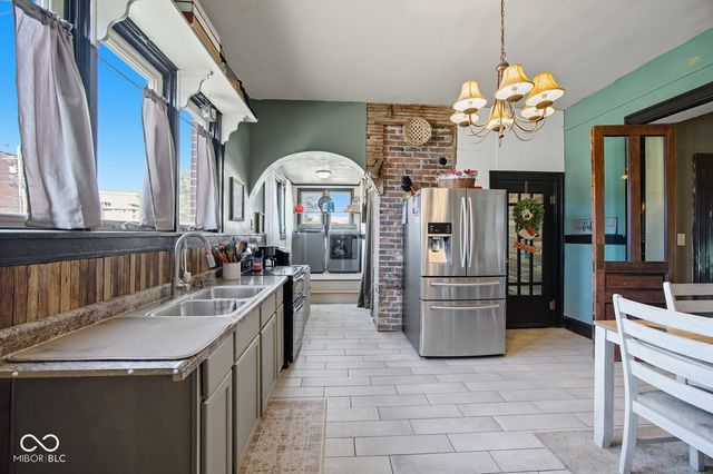 136 E 3rd Street, Rushville, IN 46173