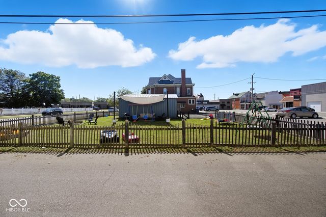 136 E 3rd Street, Rushville, IN 46173