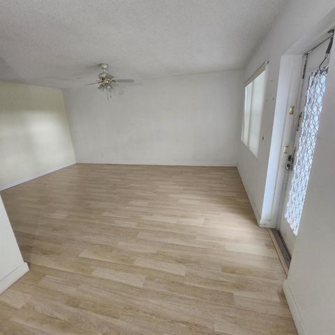 643 Durham W, Deerfield Beach, FL 33442