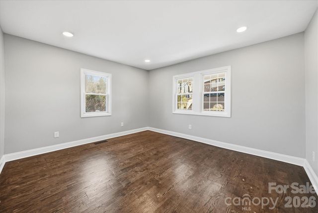 330 Harrington Street NW, Lenoir, NC 28645