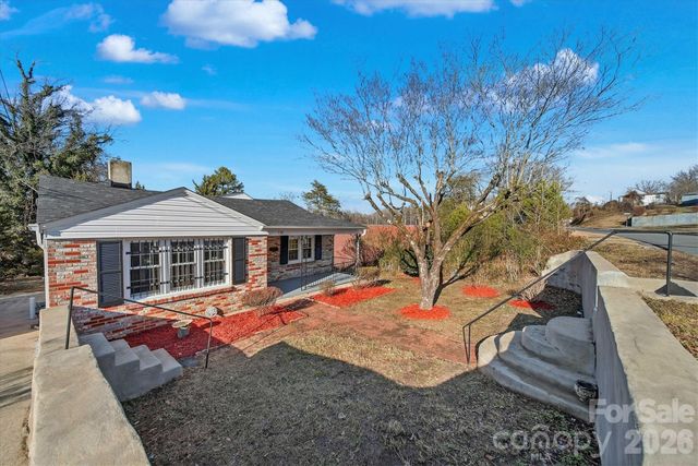 330 Harrington Street NW, Lenoir, NC 28645