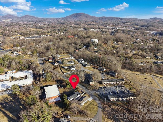 330 Harrington Street NW, Lenoir, NC 28645