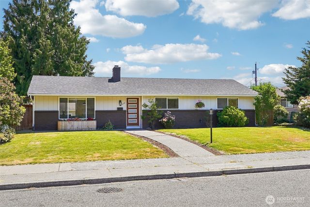 1425 N Woodlawn Street, Tacoma, WA 98406