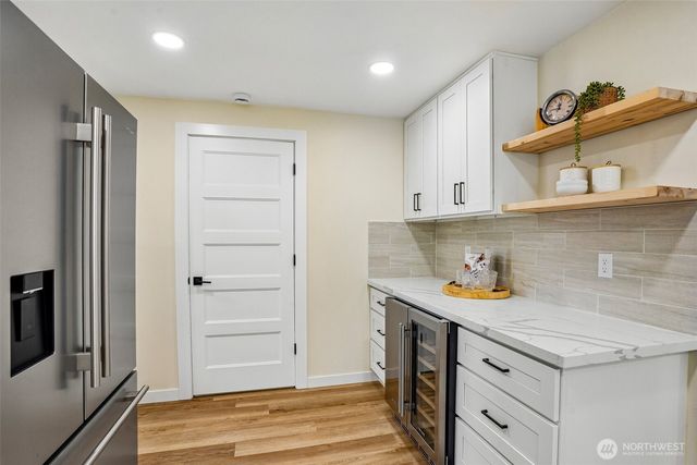 1425 N Woodlawn Street, Tacoma, WA 98406