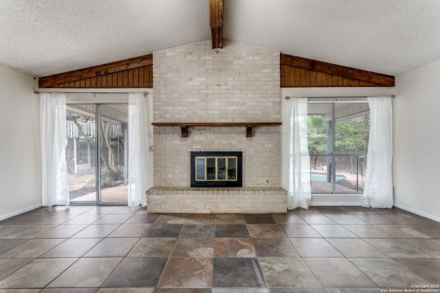 16246 Bear Run, San Antonio, TX 78247