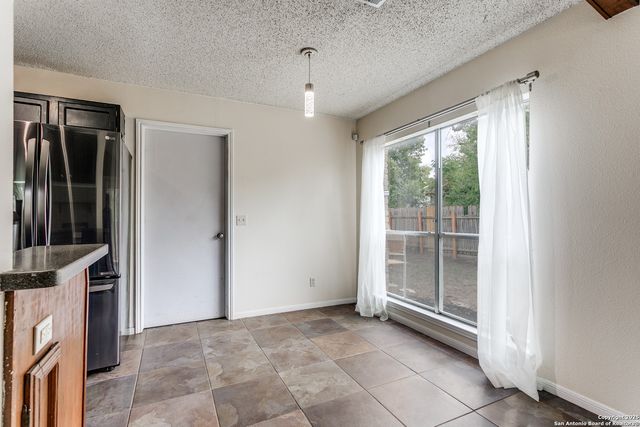 16246 Bear Run, San Antonio, TX 78247