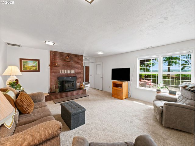 13606 S VICK Rd, Molalla, OR 97038