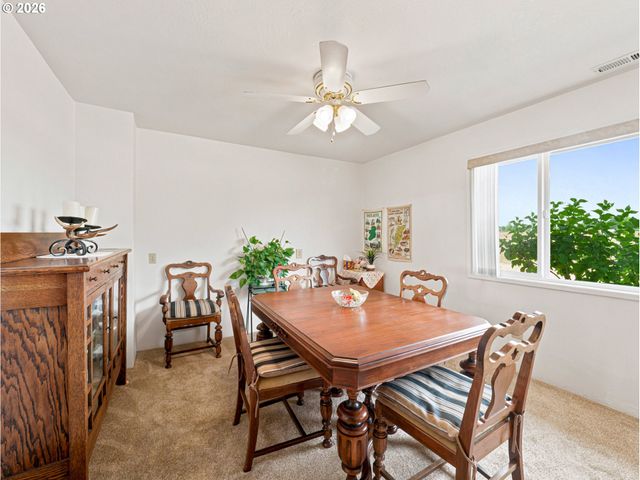 13606 S VICK Rd, Molalla, OR 97038