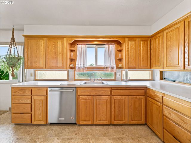 13606 S VICK Rd, Molalla, OR 97038