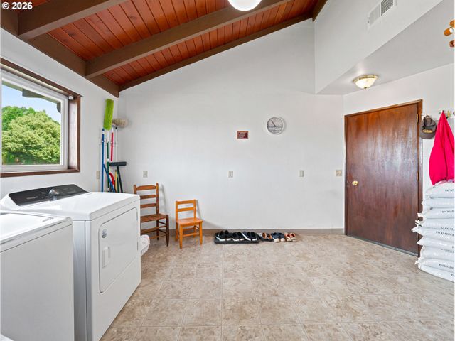 13606 S VICK Rd, Molalla, OR 97038