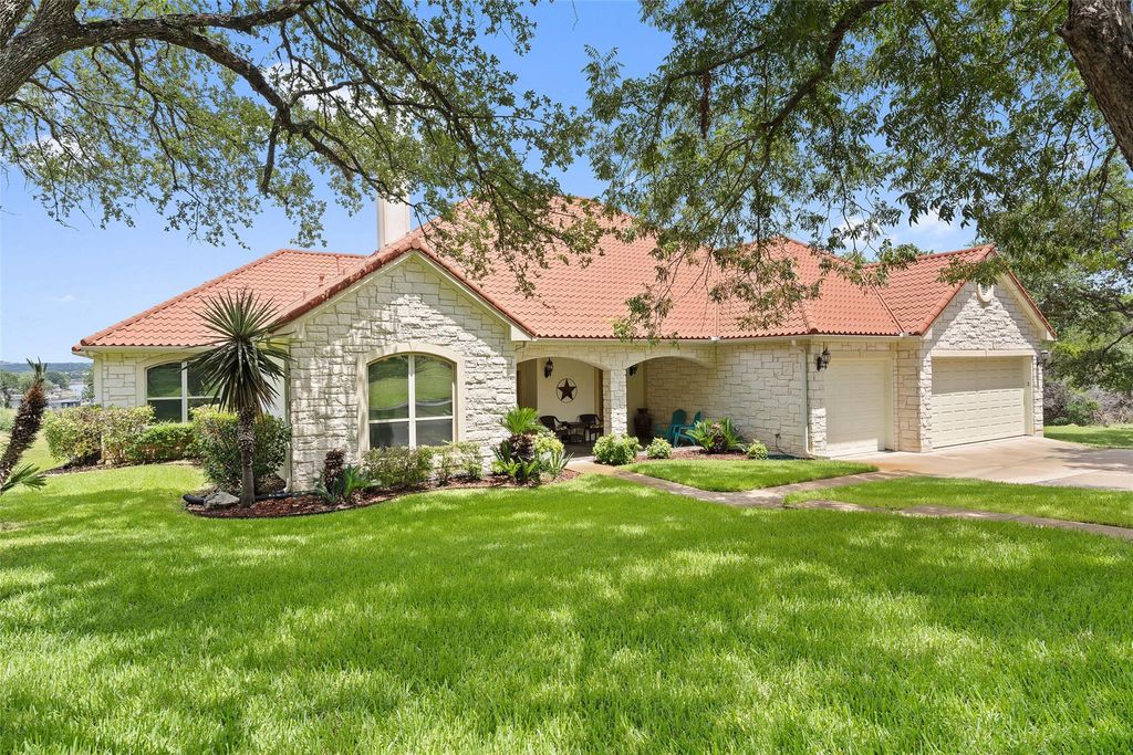 22658 Felicia DR, Spicewood, TX 78669