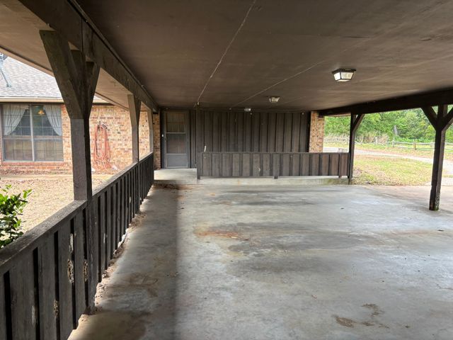14070 County Road 3520, Brownsboro, TX 75756