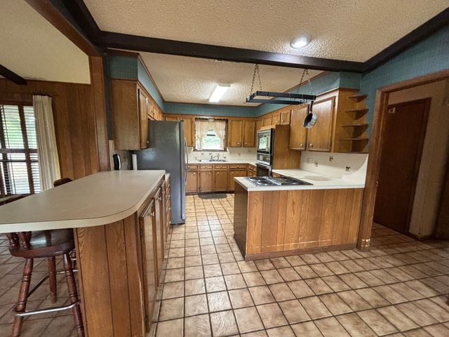 14070 County Road 3520, Brownsboro, TX 75756