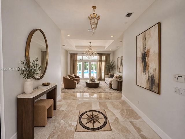 7625 SW 75th Avenue, Miami, FL 33143