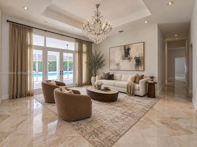 7625 SW 75th Avenue, Miami, FL 33143