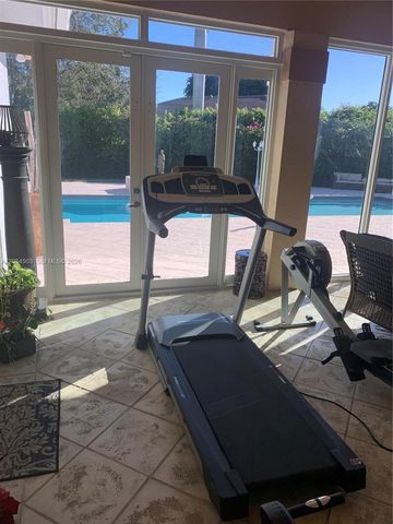 7625 SW 75th Avenue, Miami, FL 33143