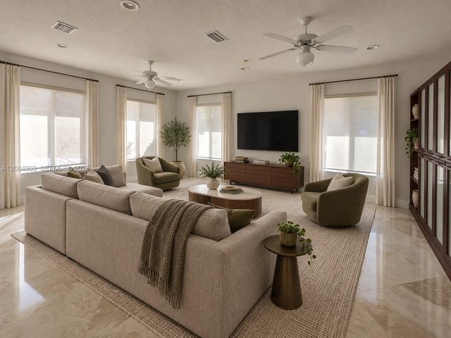7625 SW 75th Avenue, Miami, FL 33143