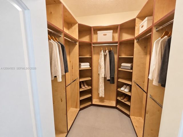 7625 SW 75th Avenue, Miami, FL 33143