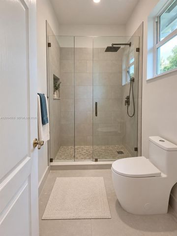 7625 SW 75th Avenue, Miami, FL 33143