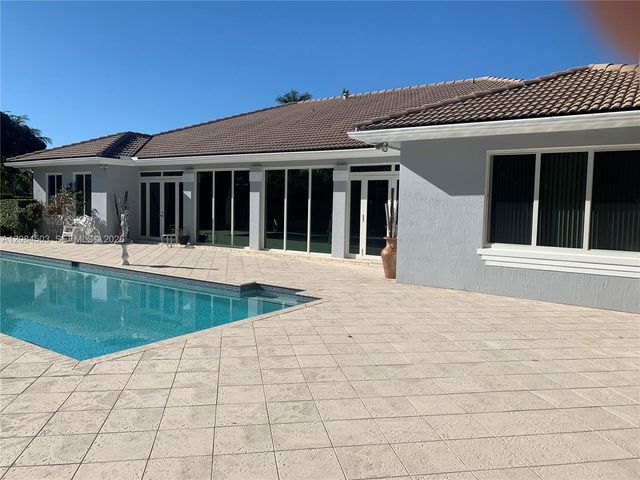 7625 SW 75th Avenue, Miami, FL 33143