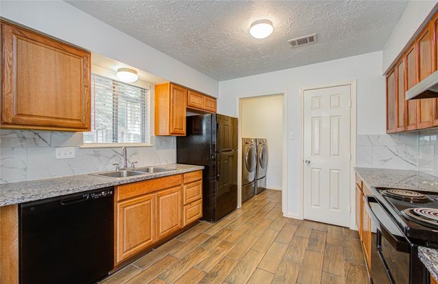 2702 Fir Crest Court, Stafford, TX 77477