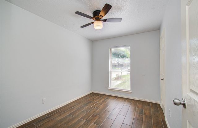 2702 Fir Crest Court, Stafford, TX 77477