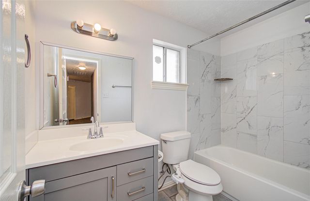 2702 Fir Crest Court, Stafford, TX 77477