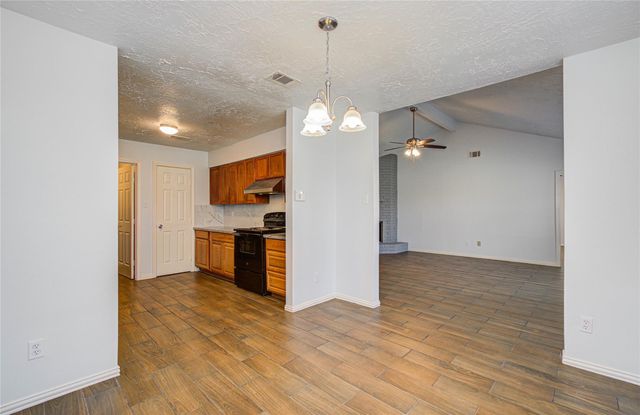 2702 Fir Crest Court, Stafford, TX 77477