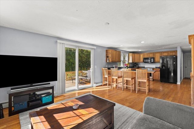 533 Old Barnstable Road, East Falmouth, MA 02536