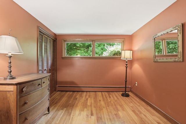 15 Thornberry Rd, Winchester, MA 01890